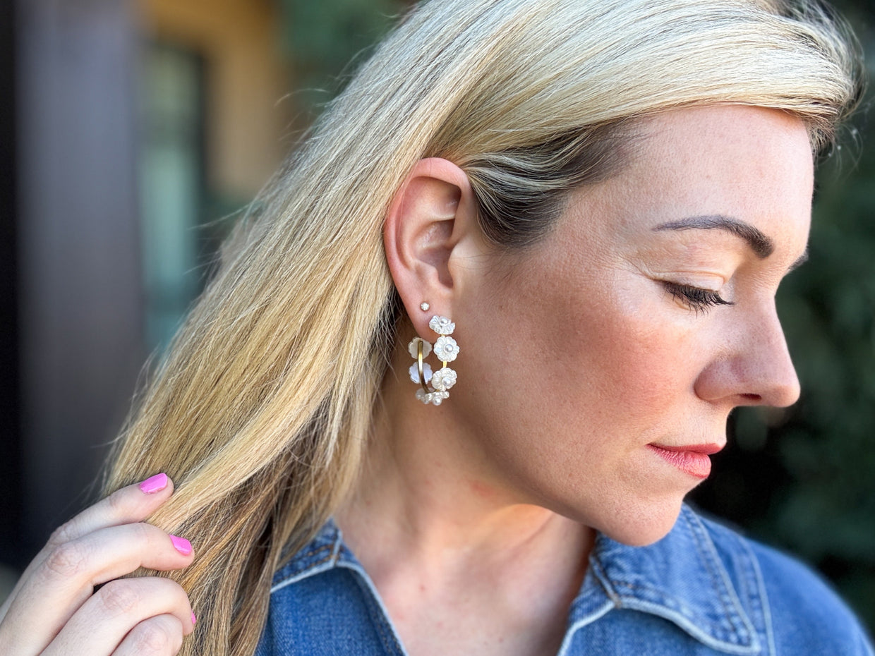 Amelia Pearl Hoop Earrings Small - Min. 2 (E-60)