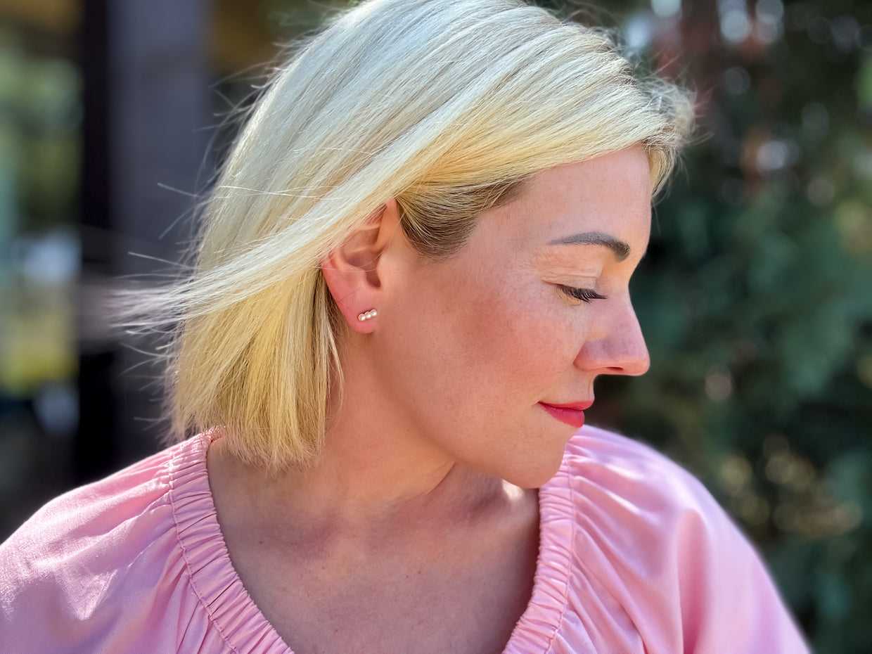 Palmer Pearl Studs - Min. 2 (E-148)