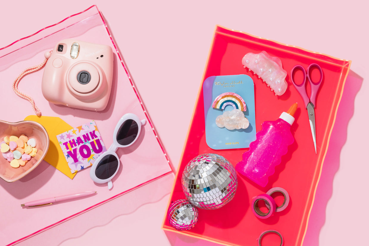 Hot Pink Rectangle Wavy Tray Medium - Min. 2 (TRAY-15)