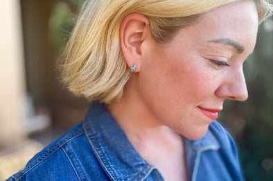 Quinn Huggie Earrings - 2 Colors